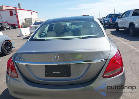 2016 Mercedes-Benz C 300 from USA, damaged, VIN 55SWF4JB3GU152946